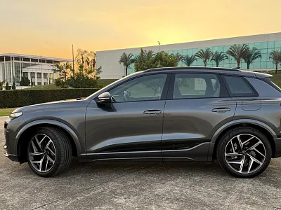 Audi Q6 E-TRON Quattro Perf. Black